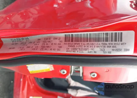 2018 Ram 1500 Slt 4X2 6'4 Box из США, поврежденный, VIN 1C6RR6TT8JS143071